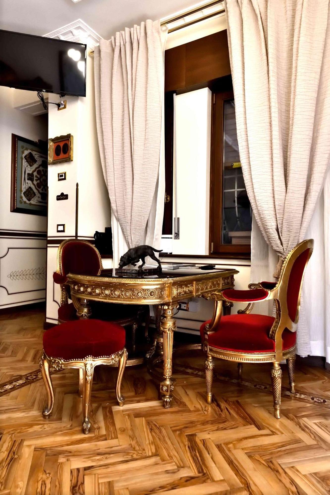 Regal House Vescovado Pensión